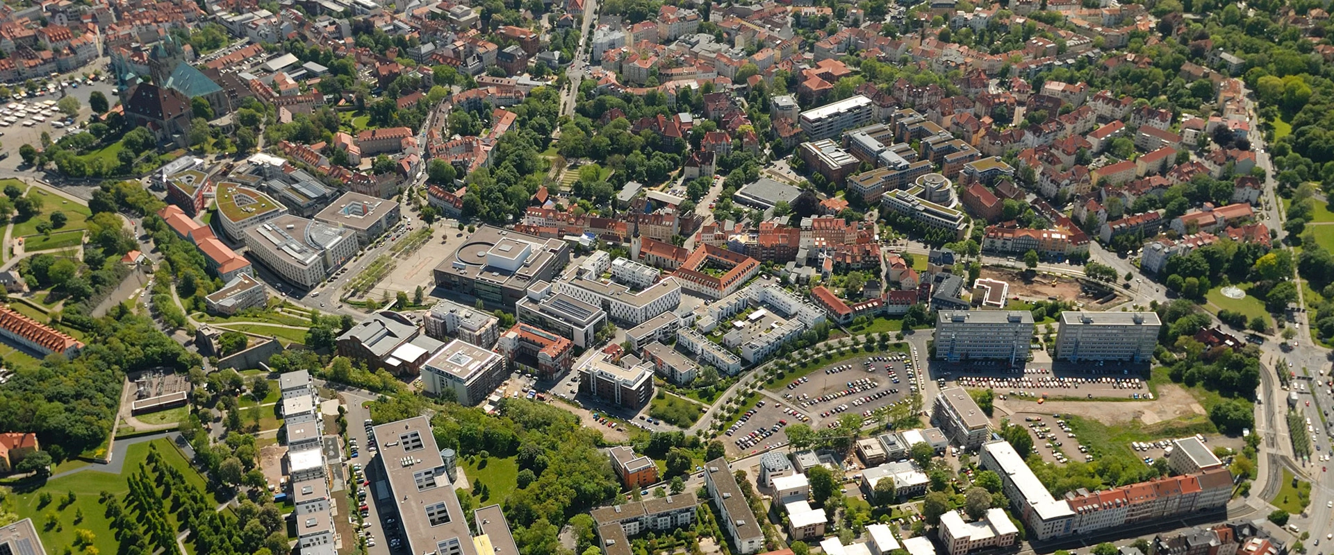 Bildbeschreibung / description: Luftbild von Erfurt Brühl