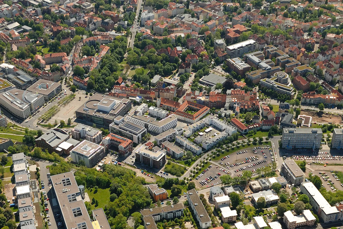 Brühl Bildbeschreibung / description: Luftbild von Erfurt Brühl